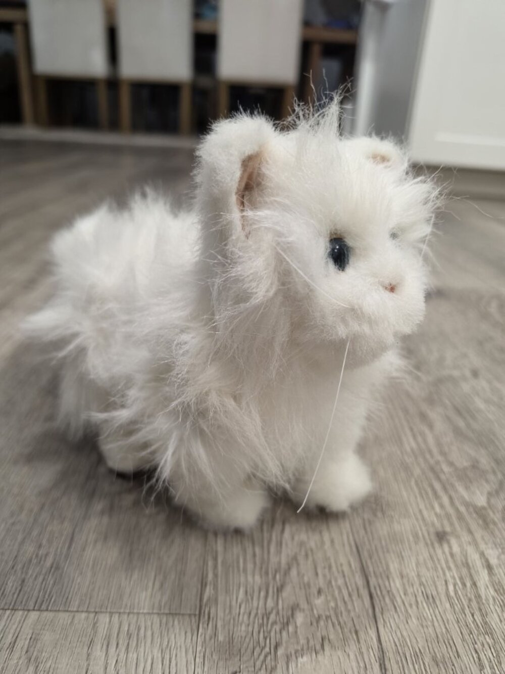2002 Fur Real walking meowing interactive Small White Fluffy Persian Cat Plush